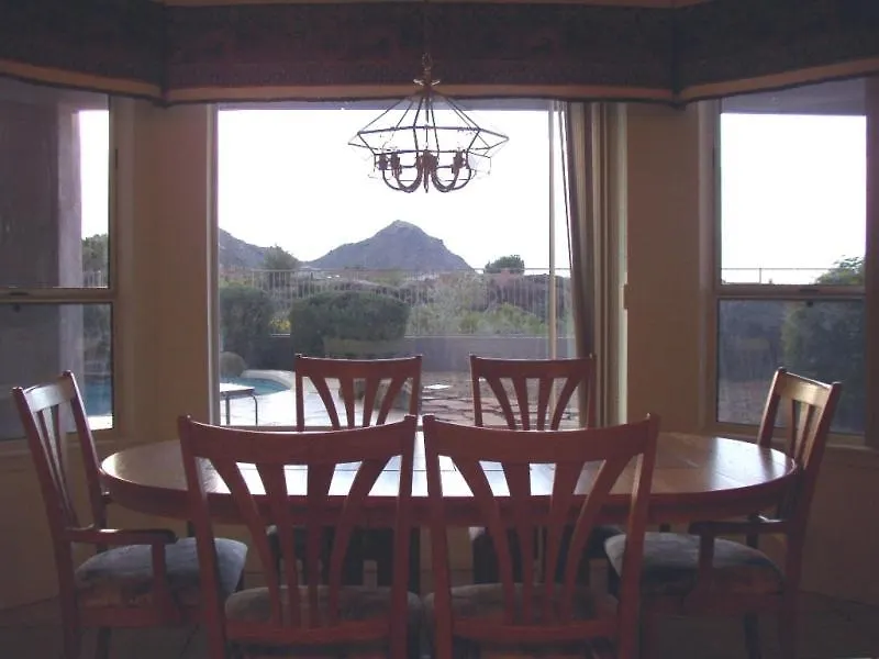 Troon Balancing Rock Home - T9687 Scottsdale Vakantiehuis